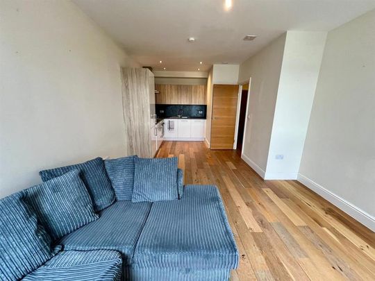1 bedroom flat to rent - Photo 1