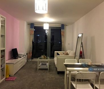 2 bedroom flat to rent - Photo 2