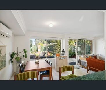 2/22 Birdwood Street, Innaloo, WA 6018 - Photo 1