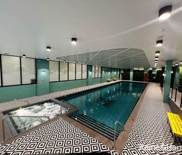 Modern 2-Bed Apartment in the Heart of Zetland - Photo 3