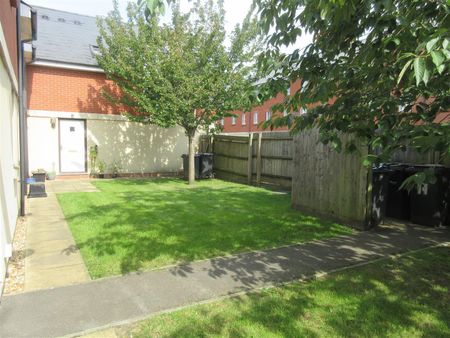 Foundry Close, Melksham, Wiltshire, SN12 - Photo 5
