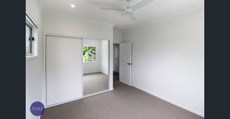 Beautiful Townhouse Awaits! - Photo 4