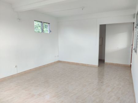 Location appartement 3 pièces, 67.88m², Schœlcher - Photo 2