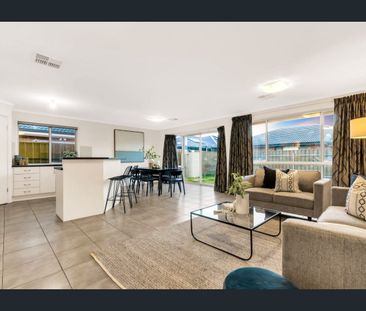 Spacious & Stylish Family Home - Photo 3