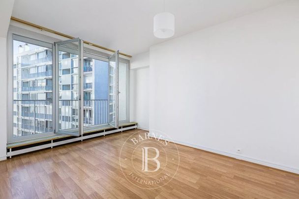 Appartement • Dupleix-Motte Picquet, Paris 15ème - Photo 1