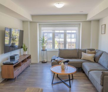 For Lease - 3372 Swordbill Street, Pickering, Ontario - Photo 3