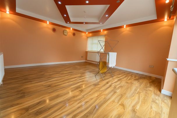 6 Bedroom House To Let - HP12 - Photo 1