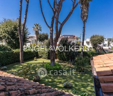 Villa in Affitto in Via Giulianova a Fiumicino - Photo 2