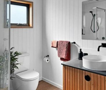 Stylish, Central & Private Pod House - Photo 5