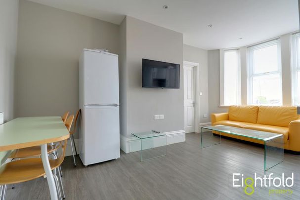 3 bedroom ground floor flat to rent - Photo 1