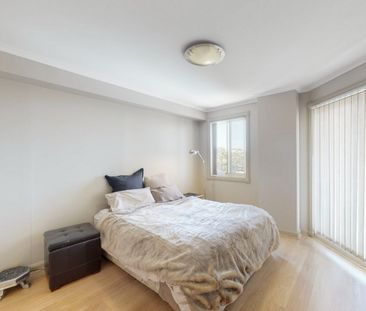 Beautiful Apartment Overlooking Swimming Pool and Gardens!!! - Photo 2