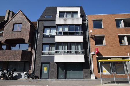 Modern éénslaapkamerappartement op 2de verdieping in centrum van Gistel - Foto 3