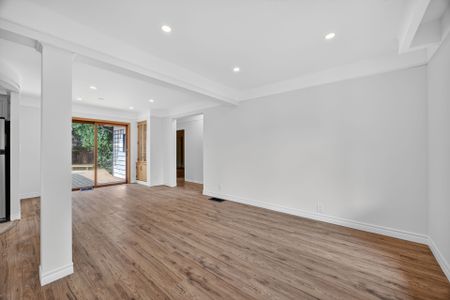 For Lease - 180 Wellington Street, New Tecumseth, Ontario - Photo 4