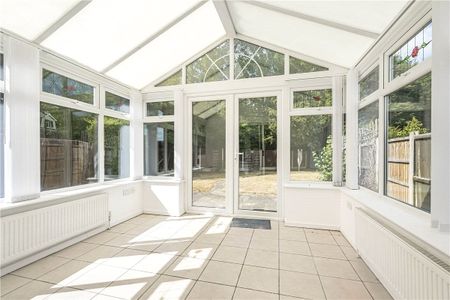 A two bedroom detached bungalow situated at the end of a cul-de-sac. - Photo 2