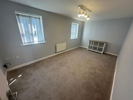 3 bedroom semi-detached house to rent - Photo 5