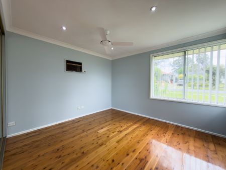 Neat & Spacious Family Home in Prime Location - Photo 4