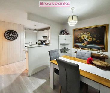 3 bedroom terraced house to rent - Photo 4