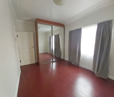 3 Bedroom Fibro House - Photo 3