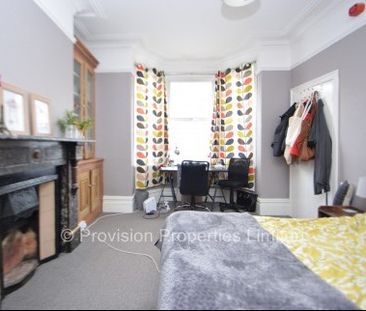 5 Bed Student Houses in Woodhouse - Photo 6