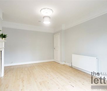 Gordon Hill, Enfield, Middlesex, EN2 0QP - Photo 2