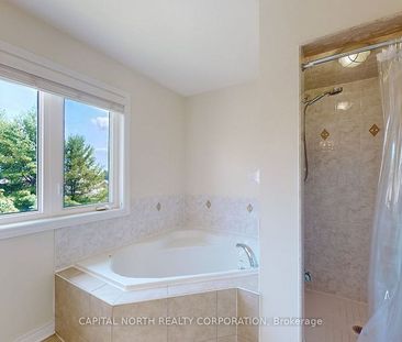 For Lease - 33 Shallot Court, Richmond Hill, Ontario - Photo 2