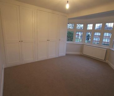 2 bedroom maisonette to rent - Photo 2