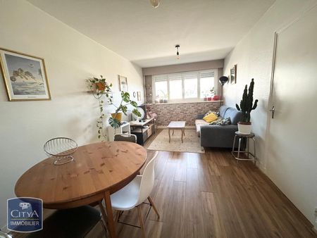 Location Appartement 1 pièce 46m² LE MANS 72000 - Photo 2