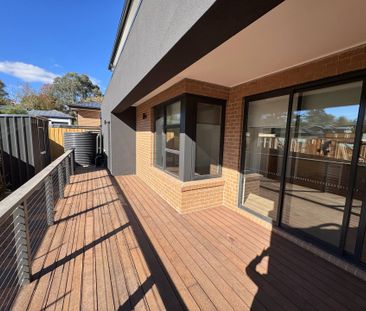 Brand New Luxury Living in the Heart of Mount Evelyn - Photo 5