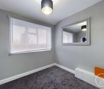 Cross Green Lane, Halton, Leeds, LS15 - Photo 5