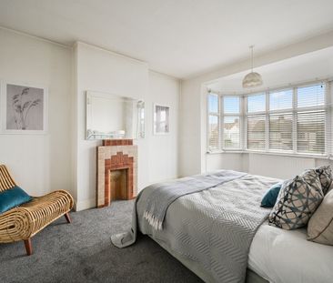 4 Bed Terraced House, Winsford Terrace, N18 - Photo 1