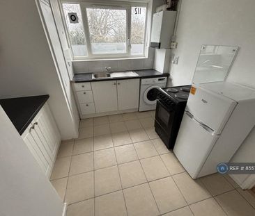 3 bedroom maisonette to rent - Photo 1