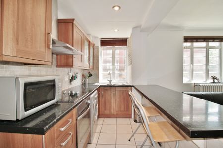 Latymer Court, Hammersmith Road, Hammersmith, London, W6 - Photo 4