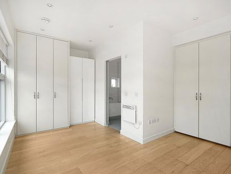 3 bedroom apartment to rent - Photo 2