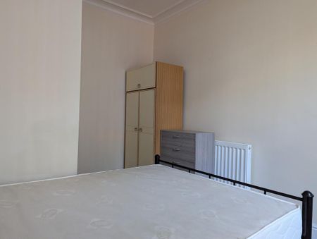 1 bedroom house of multiple occupation to rent - Photo 4