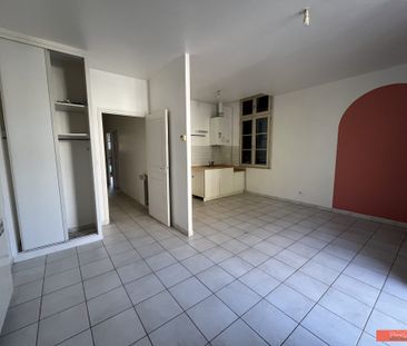 Location Appartement 3 pièces 50m² BAYONNE 64100 - Photo 2