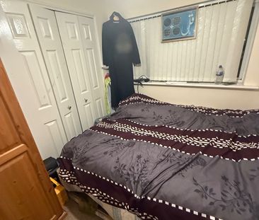 Room in a Shared House, Villiers Close, LU4 - Photo 2