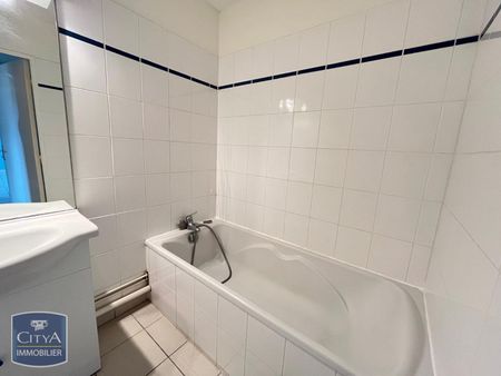 Location Appartement 2 pièces 42m² VIERZON 18100 - Photo 5
