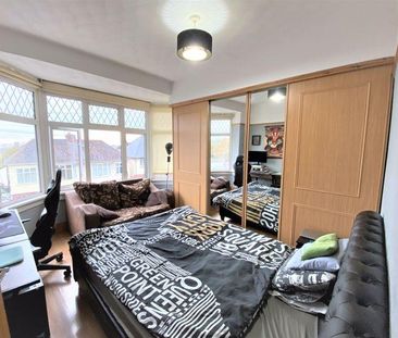 3 bedroom semi-detached house to rent - Photo 6