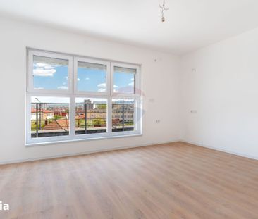 Casă / Vilă cu 5 camere de închiriat în zona Dambul Rotund - Fotografie 6