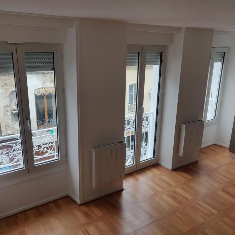 3 PIÈCES QUARTIER HÔTEL DE VILLE - Photo 1