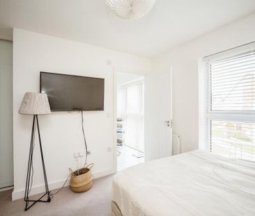 3 bedroom property to rent - Photo 3