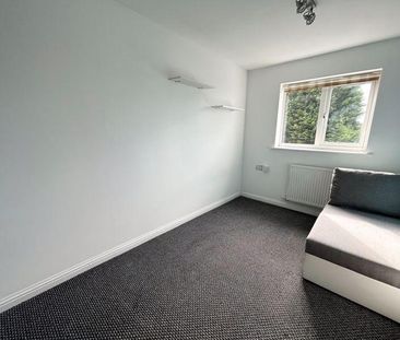 2 bedroom semi-detached house to rent - Photo 5