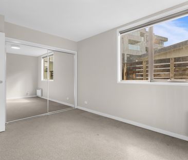Two Bedroom Townhouse In Trenerry Mews - Photo 2