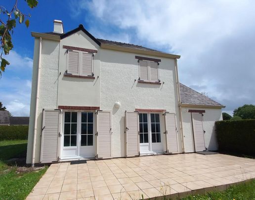 Location Maison 4 pièces 96m² CHATEAUBRIANT 44110 - Photo 1