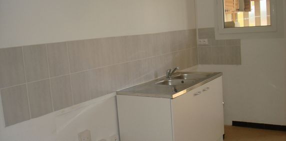 Location appartement 4 pièces, 69.00m², La Crau - Photo 2