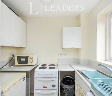 1 bedroom apartment to rent Armoury Road, London, SE8 - Photo 5