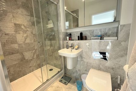Colnebank Drive - Photo 5