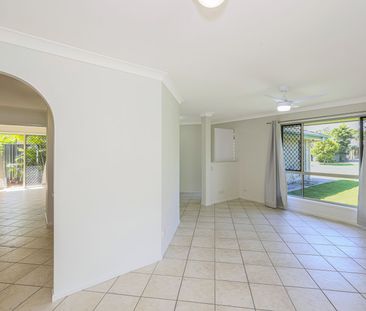 LOW SET BRICK AND TILE HOME IN SOUGHT AFTER RED BEACH - Photo 3