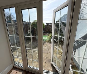 Newport Road, Aldershot, Hampshire, GU12 - Photo 5