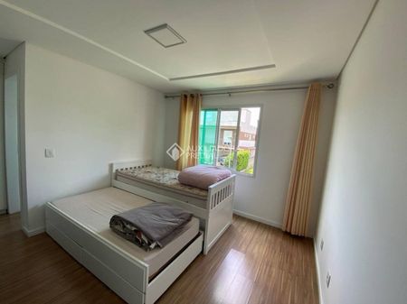 Casa em Condomínio com 3 quartos e 216m² para alugar em Campeche, Florianópolis. - Photo 2